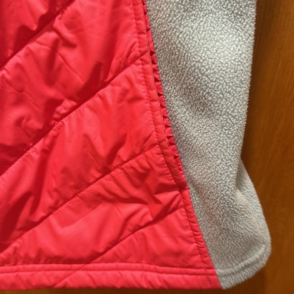 Columbia vest size large - Picture 3 of 6